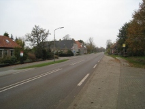 Nijensleek - Hoofdweg.Jaartal: 11 november 2011. Bron: M.G.N. Krijnen
