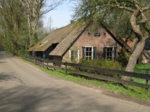 Vledder - Middenweg 15