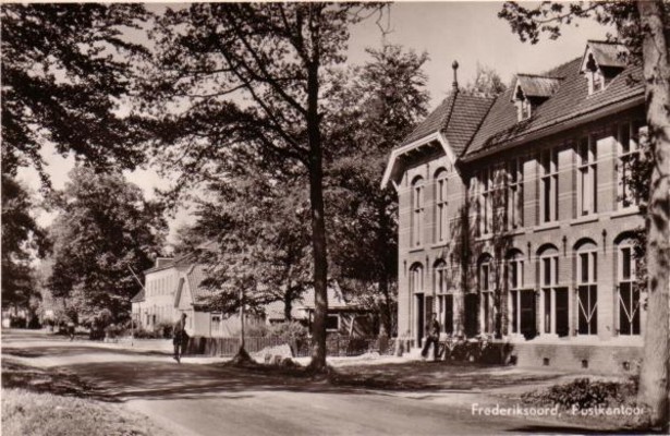 Frederiksoord - Postkantoor - 1960 - Foto: 't Fledder Kerspel