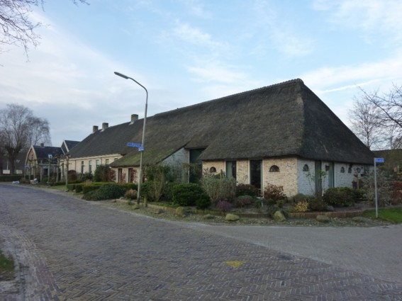 Vledder - de Hoek 13 - 17