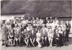 Bewoners en verzorgsters de Menning - op reis