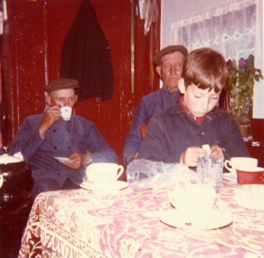 Henk Zandwijk, vader Piet Zandwijk en Roelof van Kampen, ongeveer 1970