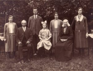 Fam. Dekker-Mos, oktober 1927