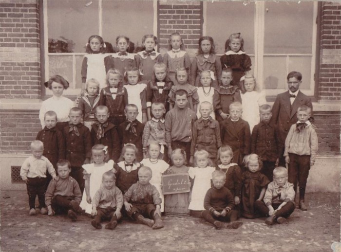 Nijensleek - OLS, 1916, groep 1