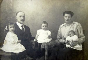 Familie A van Opstal