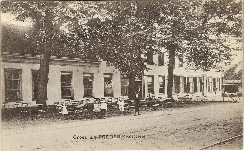 Hotel met directeurswoning