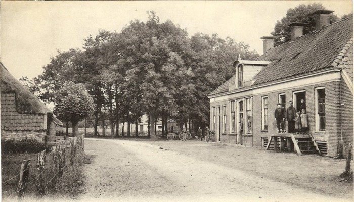 De Voorstraat met zicht op de (kleine) brink